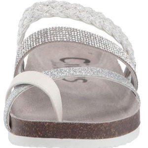 Circus by Sam Edelman Women's Oriel Flat Sandal